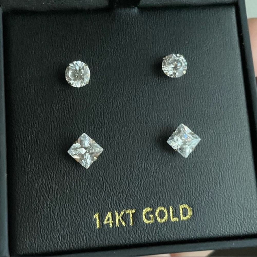 14KT Gold Round and Square Stud Earrings